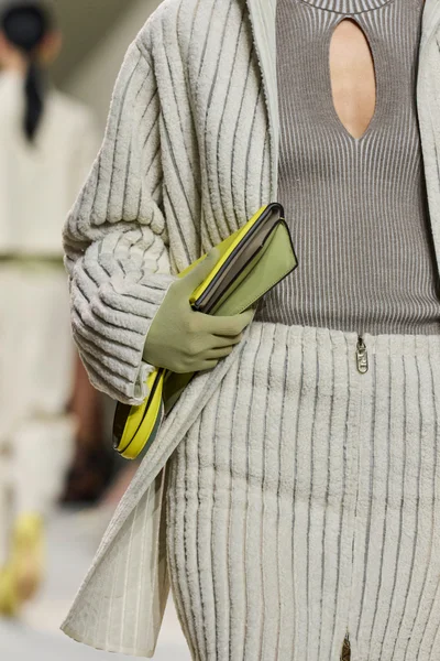 Look 124